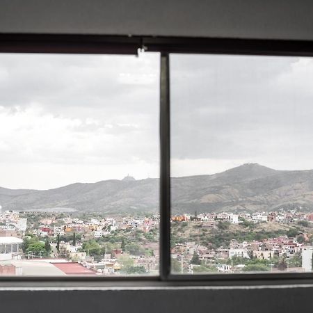 Depa Lulu Zona Hotelera, Caseta De Cobro A Silao Guanajuato Exteriör bild